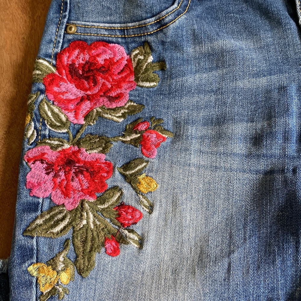 INC International Concepts Blue Skinny Jeans with Red & Pink Floral Embroidery - Picture 2 of 16